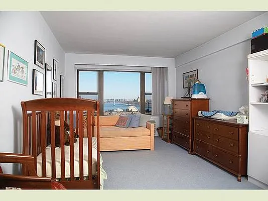 Sold by Stribling | media 5