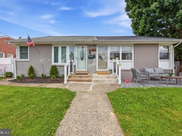 514 Edgewood Ave, Folsom, PA 19033