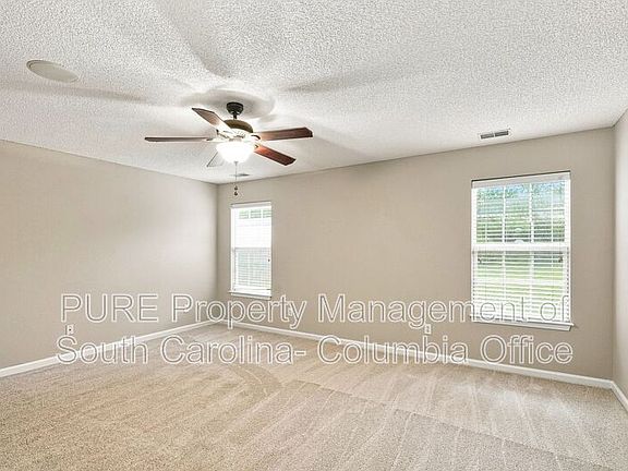 3rd image of 102 Cogburn Rd