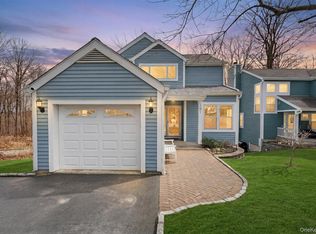 101 Hitching Post Lane, Yorktown Heights, NY