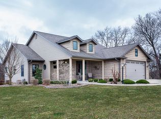 13185 Deer Trace Dr, Morrison, IL 61270