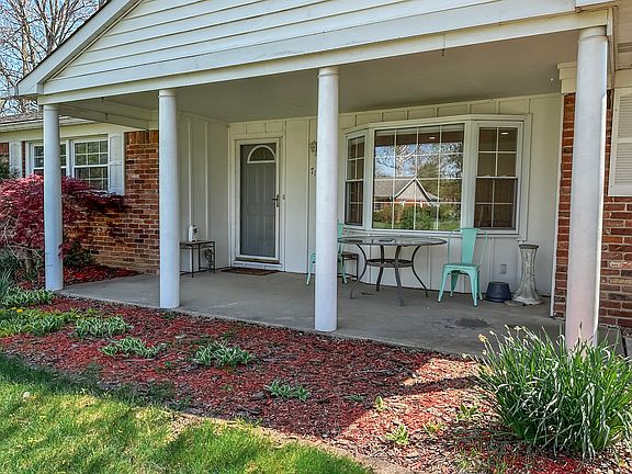 2nd image of 7159 Crest Ln