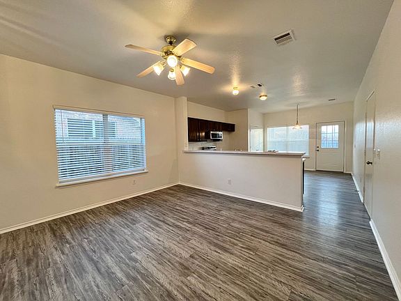 3rd image of 703 Donny Brook Dr