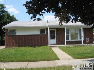 11239 Diamond Dr, Sterling Heights, MI 48314