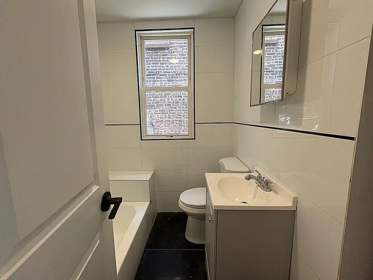211 Grant Ave #1A — Photo 7