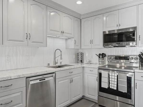 3564 Paseo De Los Californianos Unit 155, Oceanside, CA 92056