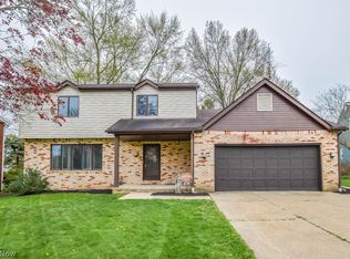 200 Randal Cir NE, North Canton, OH 44720