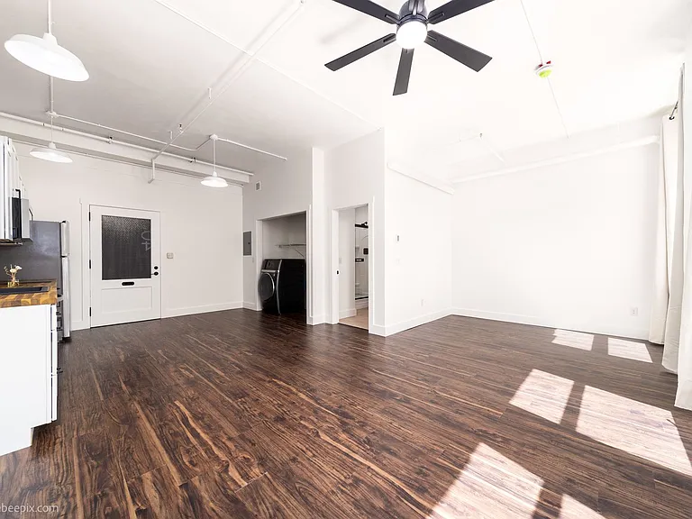 7 S Howard St — Photo 9