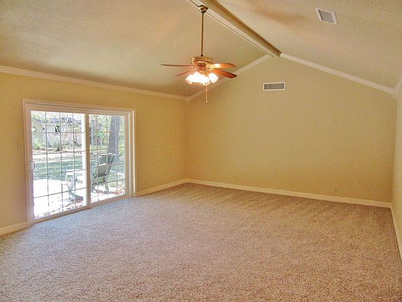 5th image of 565 Carnahan Pl