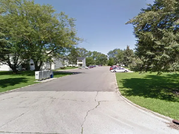 400 Fuller Apartments