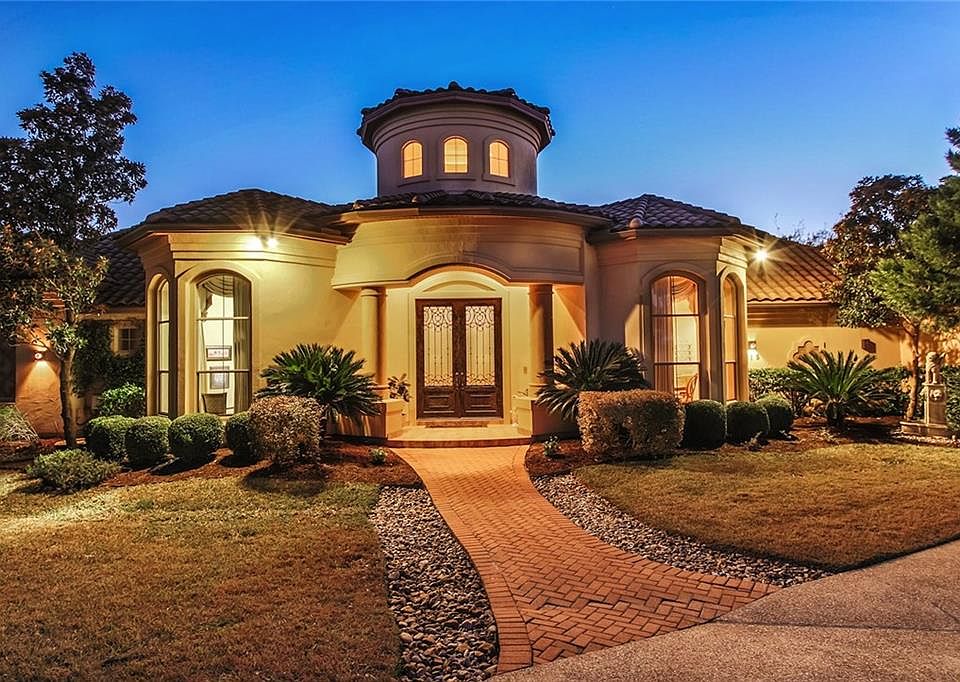 1st image of 615 Lake Estates Dr