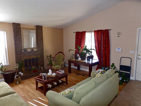 3rd image of 4760 W Montara Cir