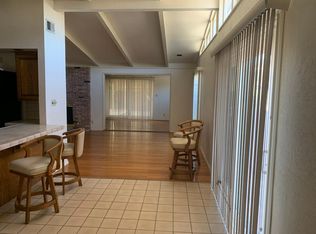 2685 Chatwin Ave, Long Beach, CA 90815