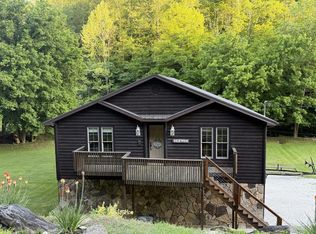 326 Cherry Ln, Garrett, KY 41630