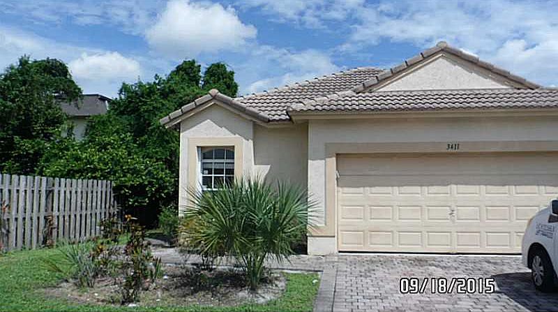1st image of 3411 Willow Ct