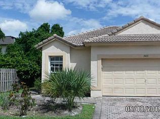 3411 Willow Ct, Lauderdale Lakes, FL 33311