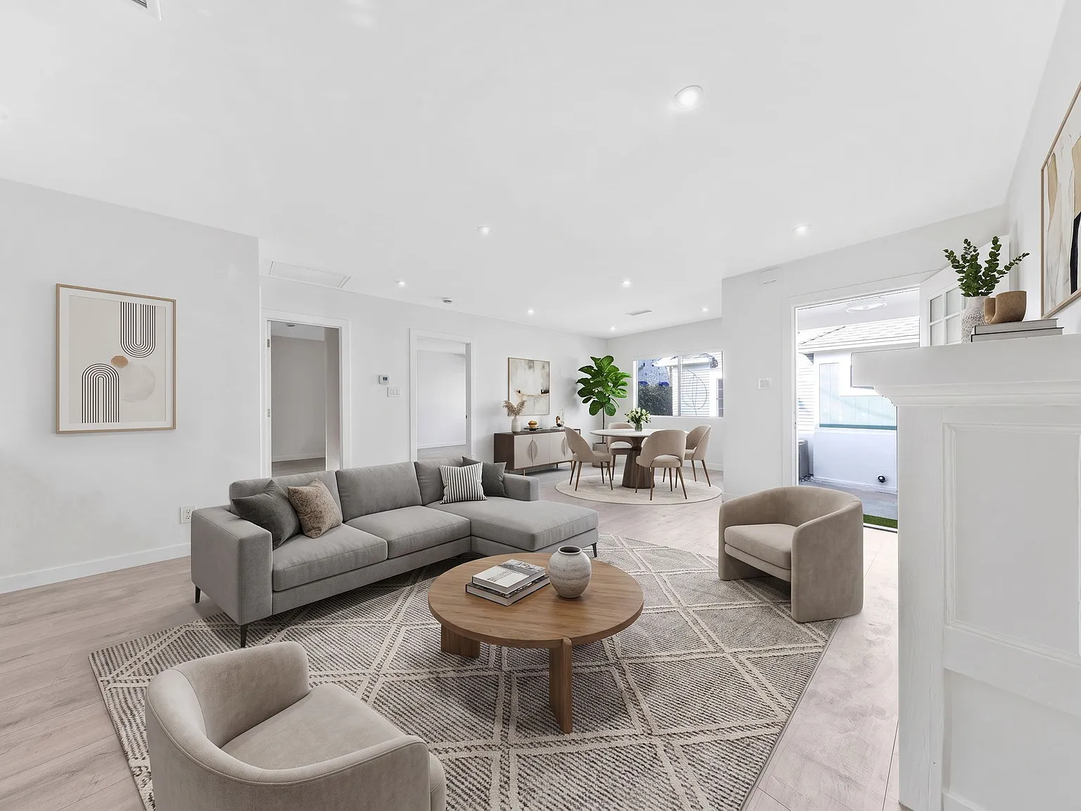 2 bed, 1.5 bath, 1040 sqft, $4,550 — Photo 1