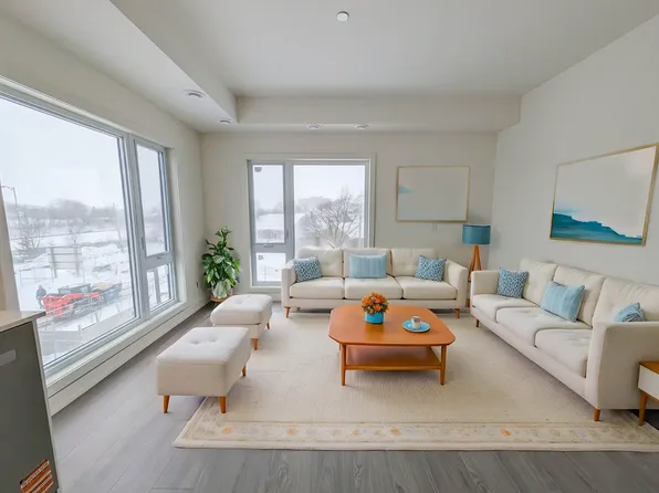 16 Melbourne Ave #303A, Saint Catharines, ON L2P 3J8