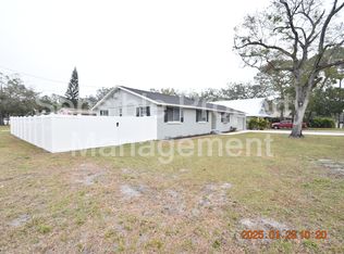 3223 W Wyoming Ave, Tampa, FL 33611