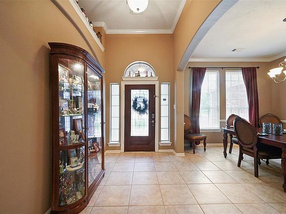 5th image of 2507 Wynden Meadow Ln