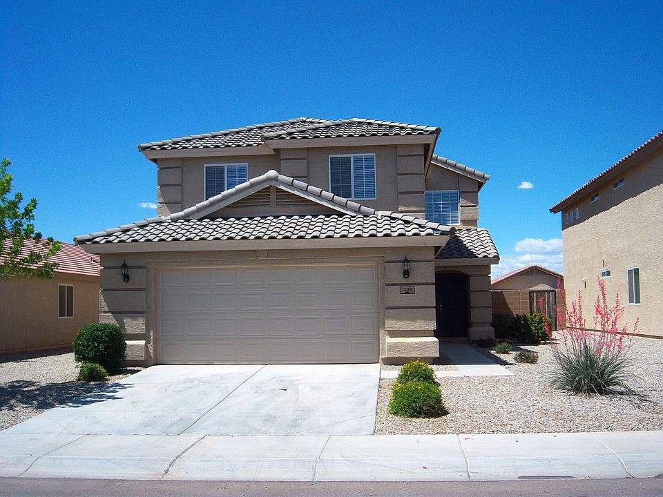 1st image of 1300 E Saguaro Trl