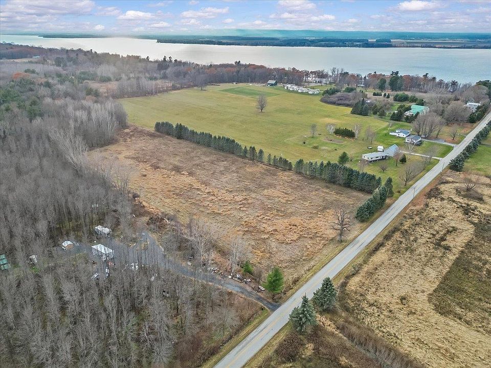 1st image of 561 Shrine Road
