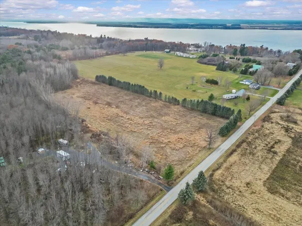 561 Shrine Road, Isle La Motte, VT 05463