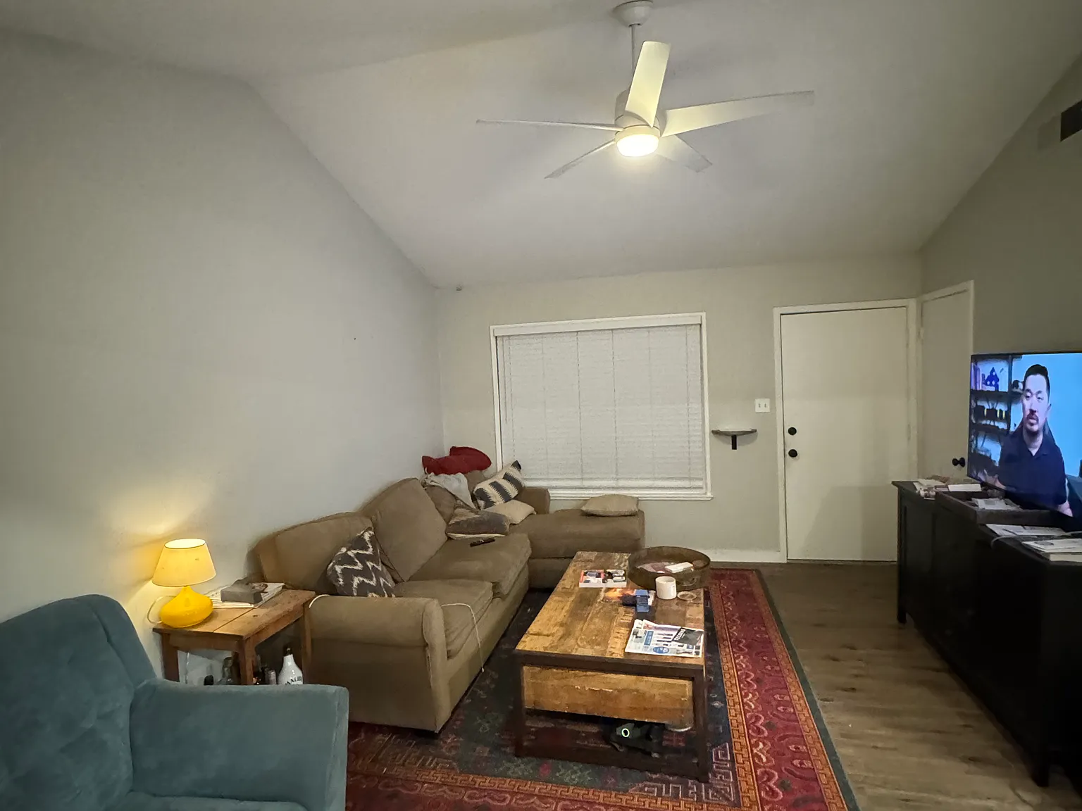 4 bed, 1139 sqft, $700 — Photo 2