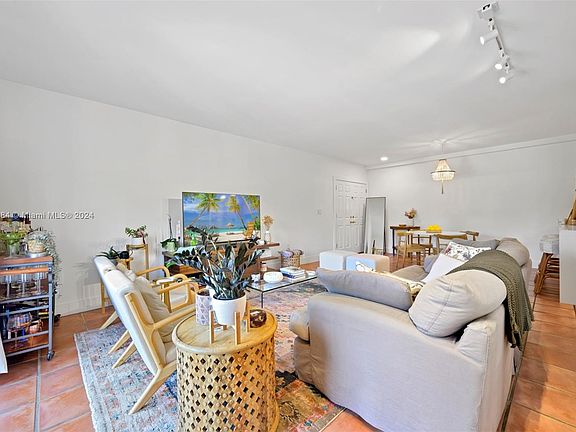 3rd image of 1400 Salzedo St APT 302
