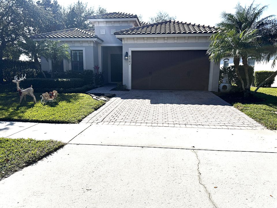 1st image of 8442 Prestbury Dr