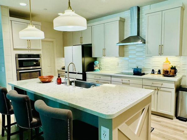 4740 E Tierra Buena Ln