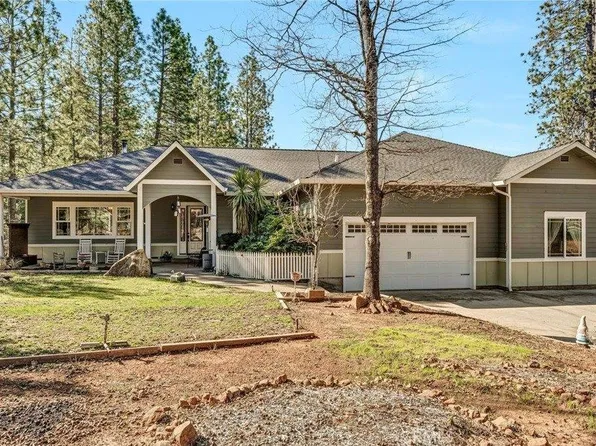8902 Fox Dr, Cobb, CA 95426