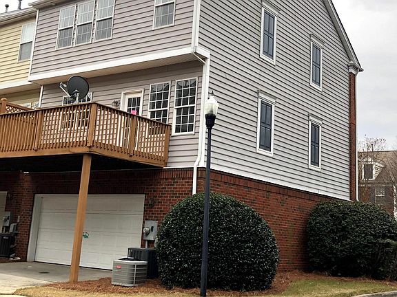 Corner lot with 2 car garage