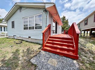 33 S Bayshore Dr, Frederica, DE 19946