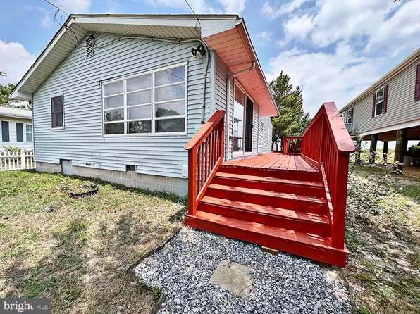 33 S Bayshore Dr, Frederica, DE 19946