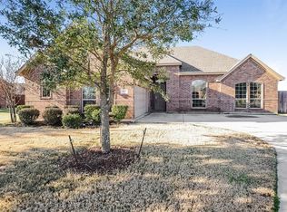 400 Turnstone Ct, Desoto, TX 75115