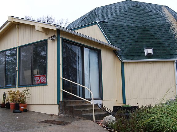 Outside front-sunroom