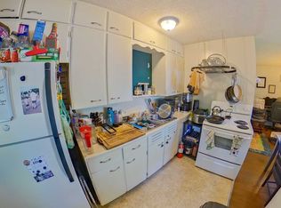2044 Hayes Dr, Manhattan, KS 66502