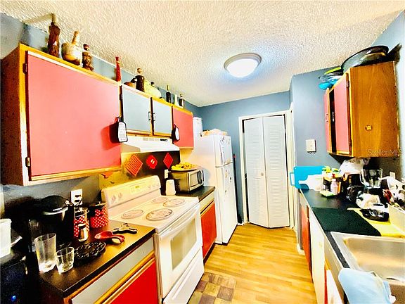 5th image of 2001 Cascades Blvd Unit 102