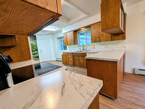 2575 Yew Street Rd #1 Photo 1