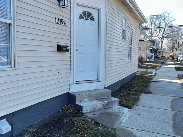 1219 1/2 Orchard St, Fort Wayne, IN 46808