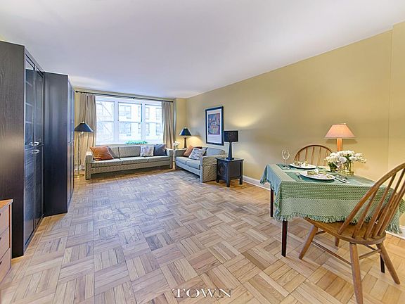 5th image of 415 E 85th St APT 4E