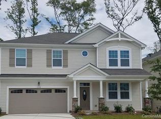 1398 King's Grove Dr, Lake Wylie, SC 29745