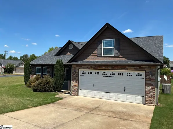 313 Gleaner Dr, Inman, SC 29349