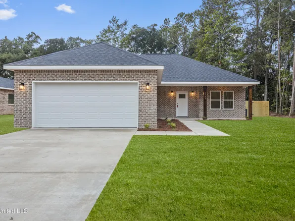 1789 Granhurst St, Gautier, MS 39553