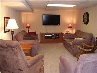 5th image of 258 Knollwood Dr