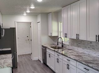 218 Umber St NW, Palm Bay, FL 32907