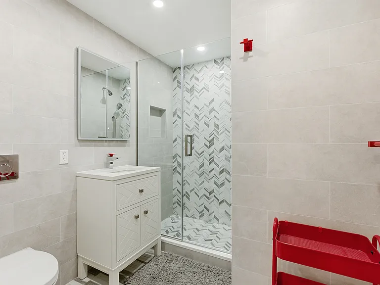 32 W 87th St #G1 — Photo 6