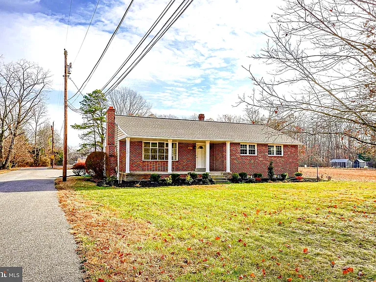 611 Fries Mill Rd #A — Photo 2