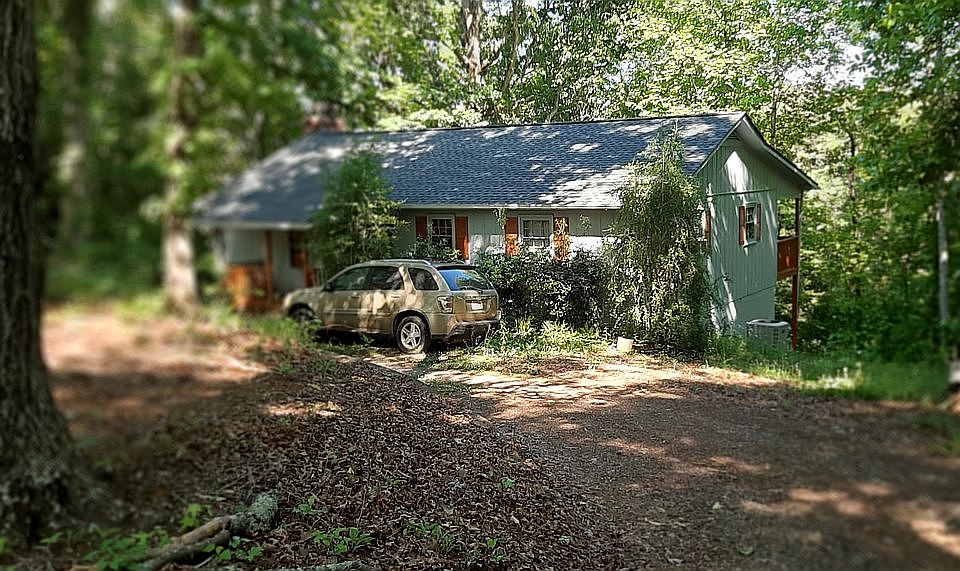 1st image of 112 Tumble Weed Dr